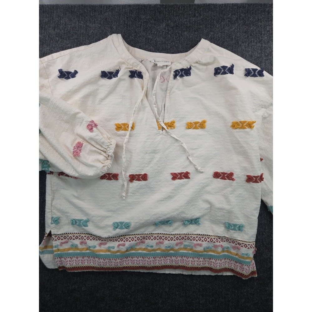 Lou & Grey Loft XS White Embroidered Peasant Blouse Boho Whimsical Tie Neck Top